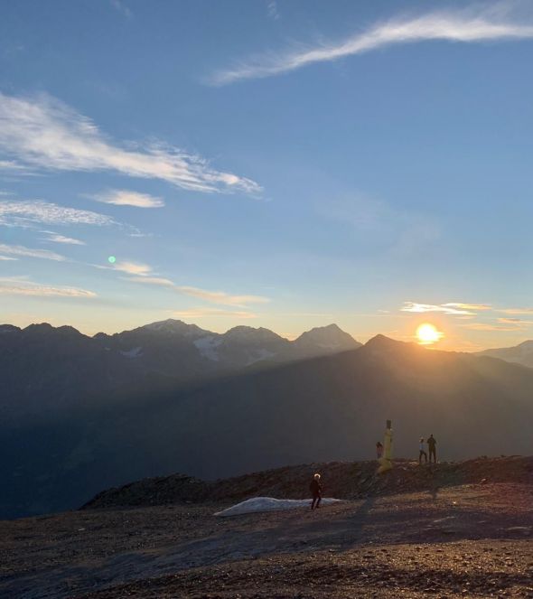3000 Sunrise Bormio